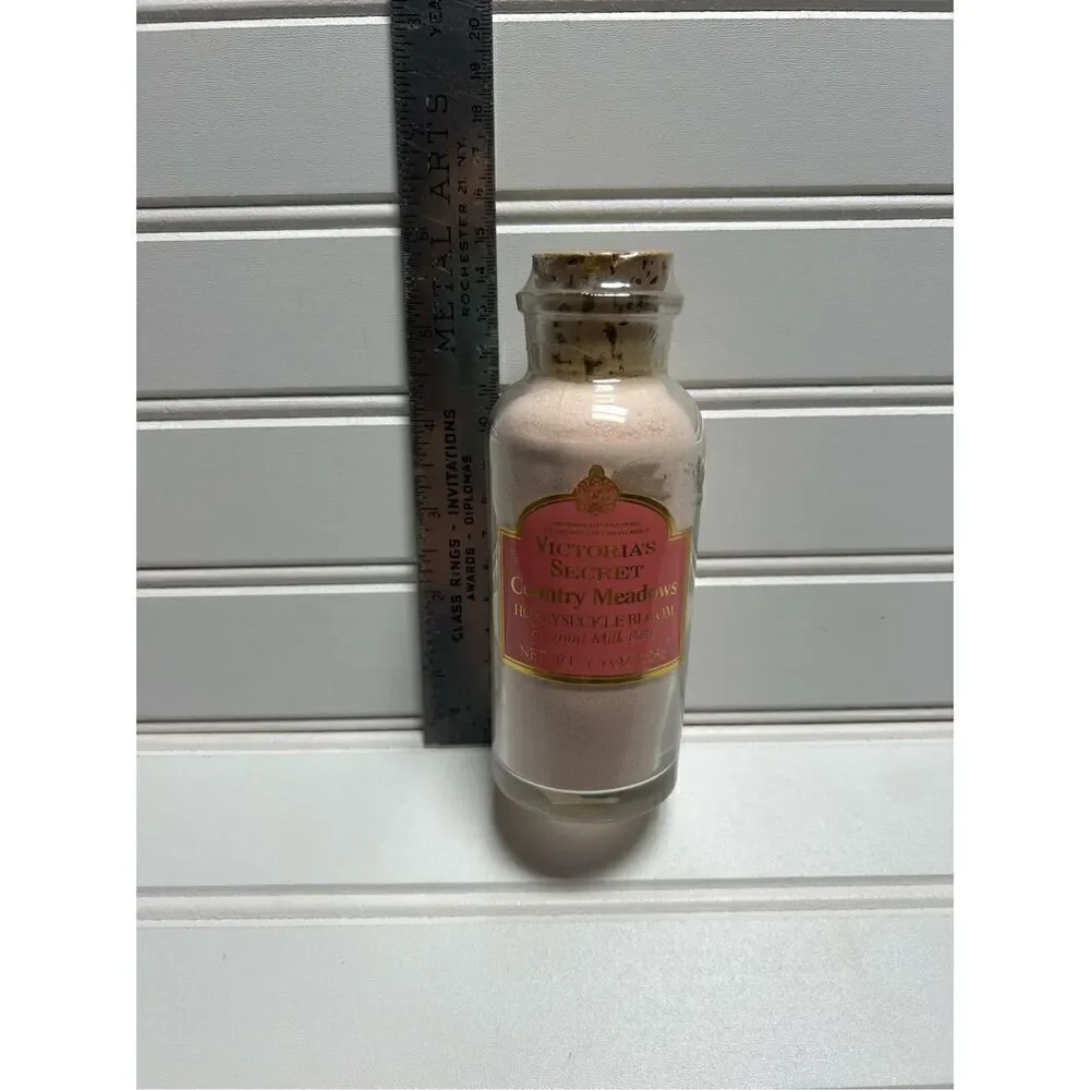 Vintage Victoria's Secret Country Meadow Honeysuckle Bloom Fragrant Milk Bath 7.